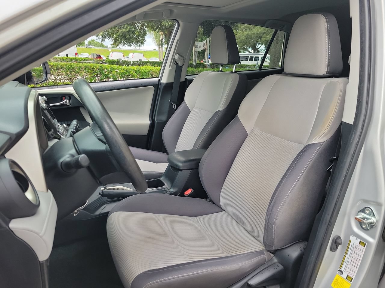 Used 2014 Toyota RAV4 XLE FWD image 15