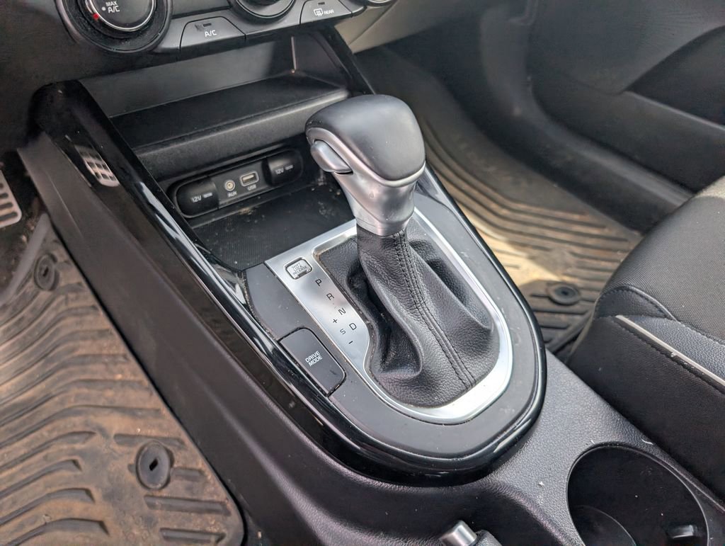 Used 2021 Kia Forte GT-Line image 17