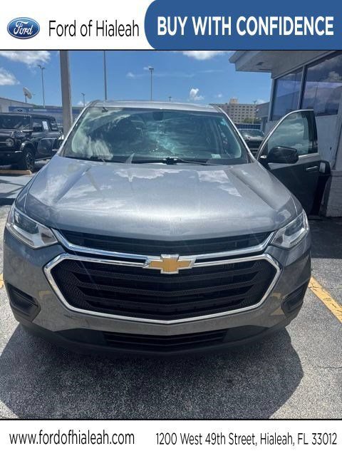 Used 2021 Chevrolet Traverse LS FWD image 1