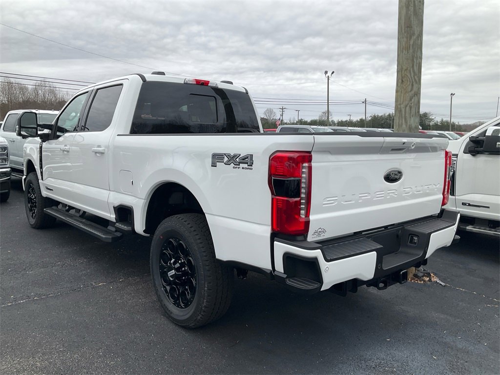 New 2026 Ford F250 Lariat w/ Black Appearance Package image 6