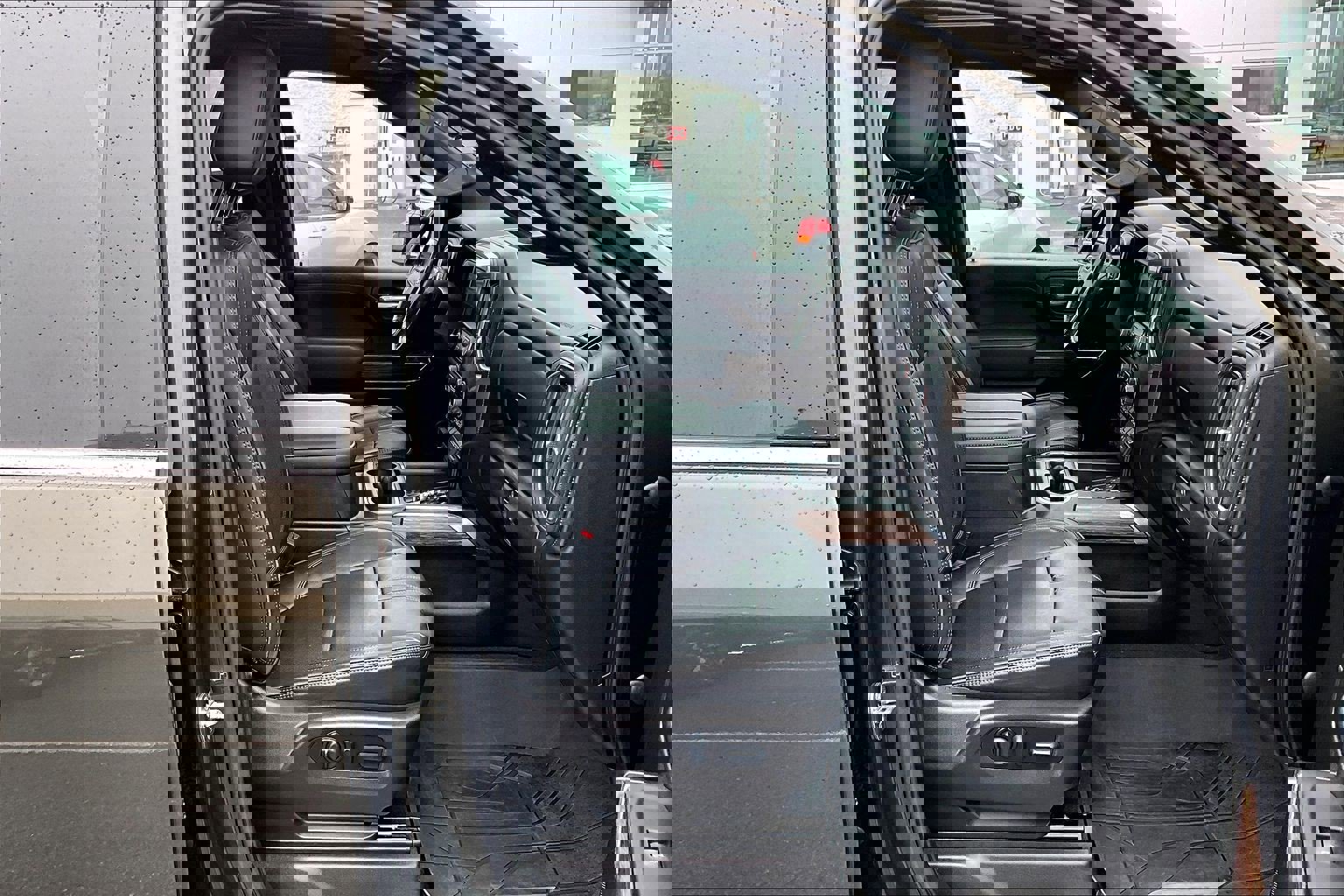 Used 2023 Chevrolet Silverado 2500 High Country image 7