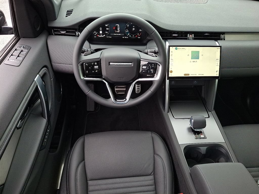 New 2026 Land Rover Discovery Sport Landmark AWD/4WD image 5