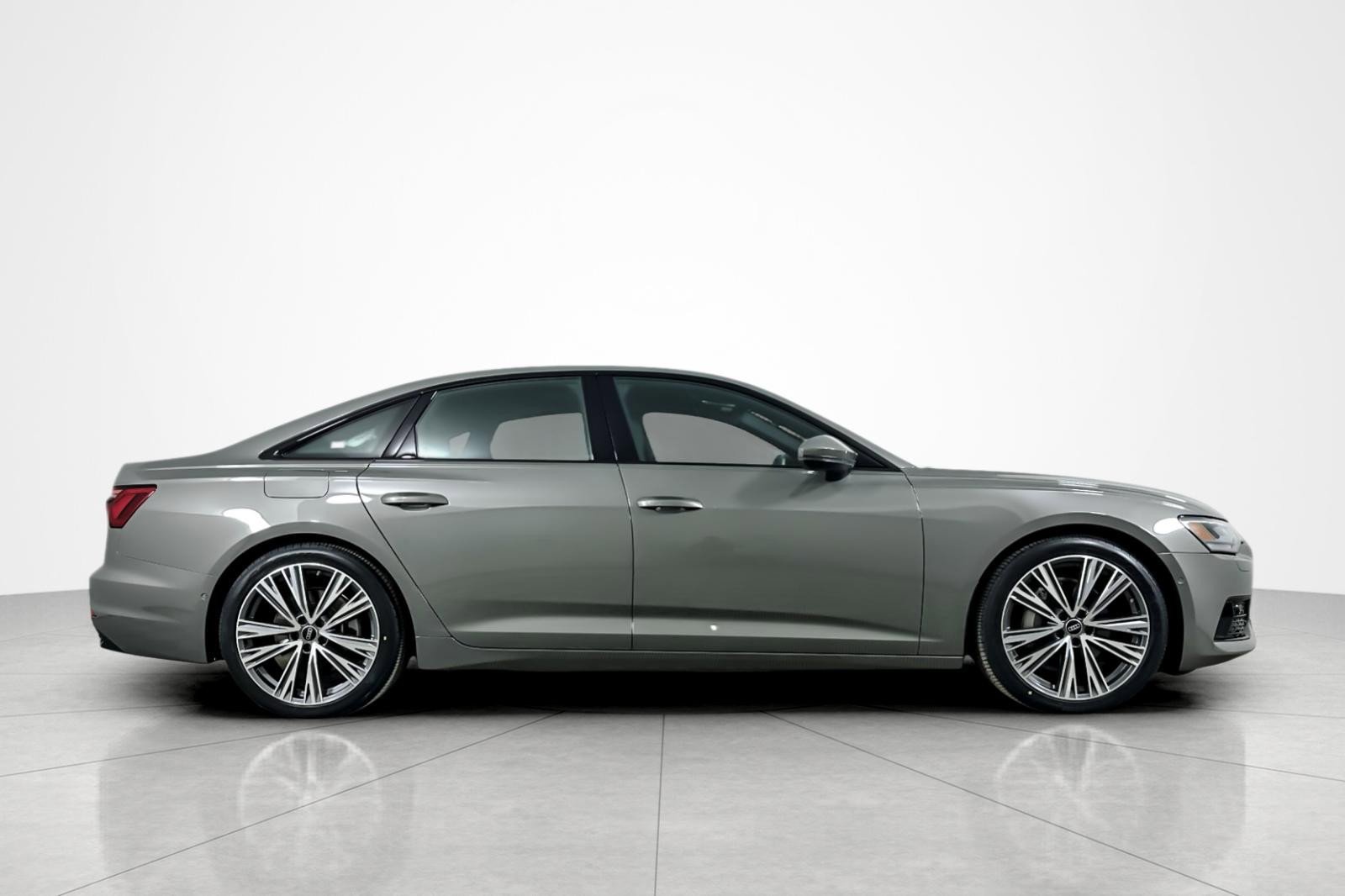 Used 2023 Audi A6 2.0T Premium w/ Convenience Package image 6