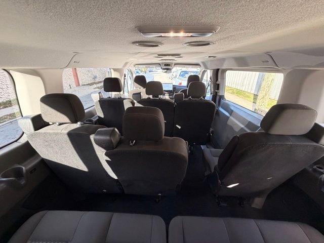Used 2023 Ford Transit 350 XLT image 31