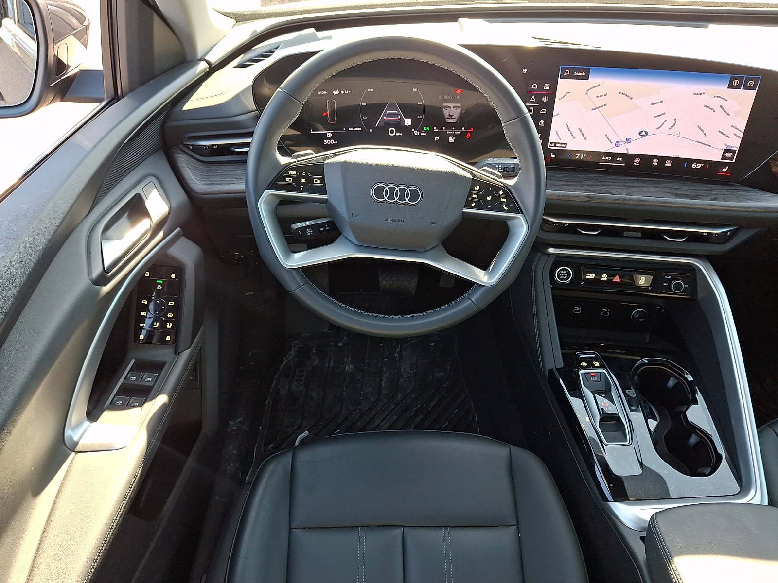 Used 2025 Audi Q5 Premium w/ Convenience Package image 13