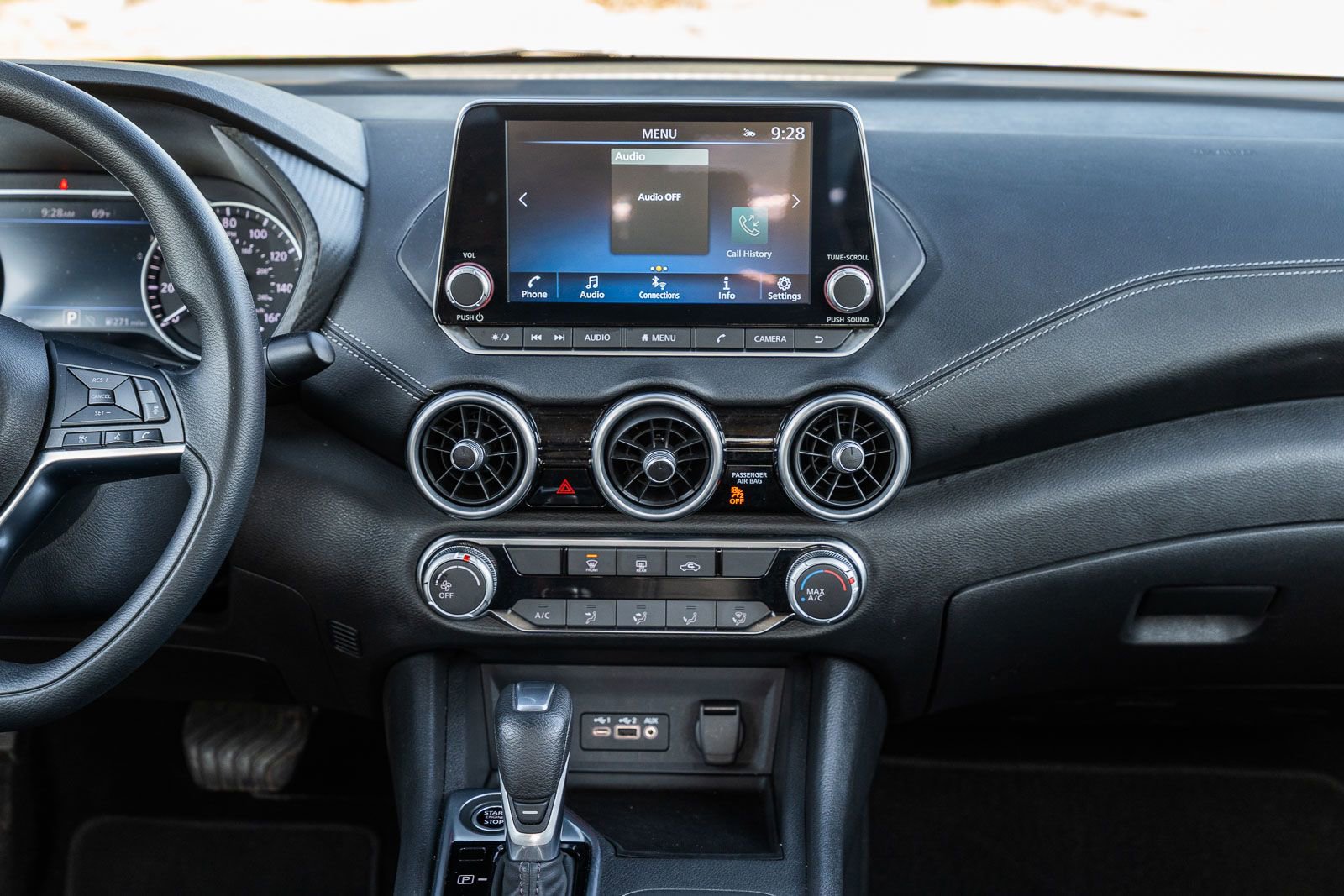 Used 2025 Nissan Sentra SV image 28