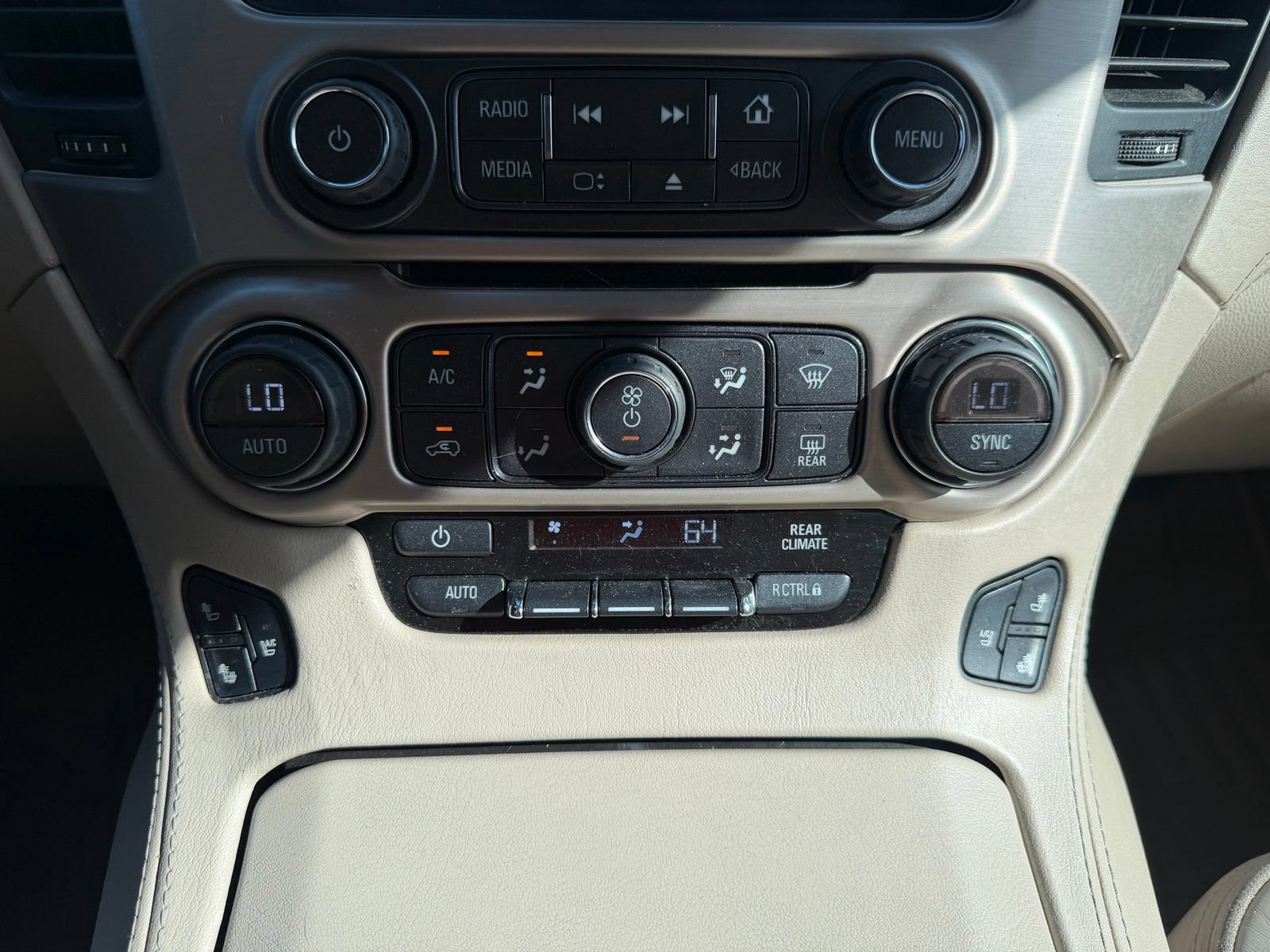 Used 2015 GMC Yukon Denali w/ Open Road Package AWD/4WD image 20