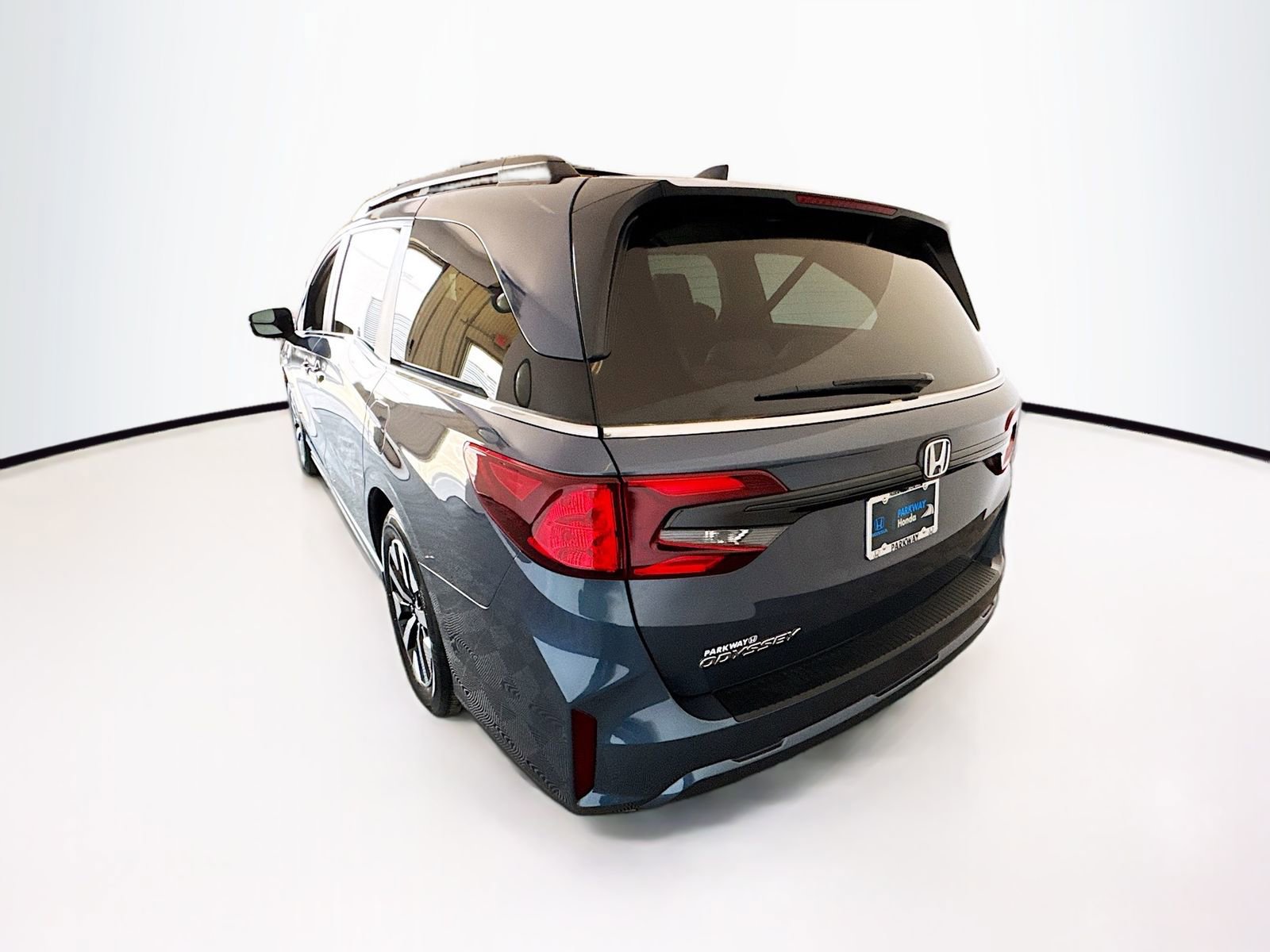Used 2025 Honda Odyssey EX-L image 5