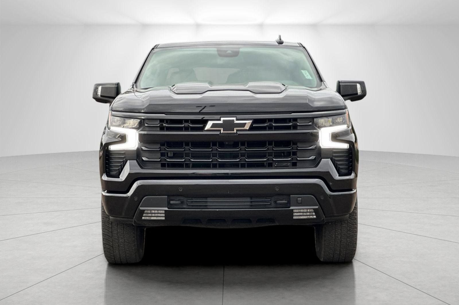 Used 2025 Chevrolet Silverado 1500 LT Trail Boss w/ LT Trail Boss Premium Package AWD/4WD image 8