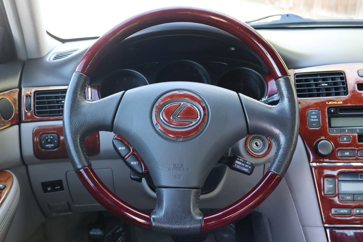 Used 2004 Lexus ES 330 image 18