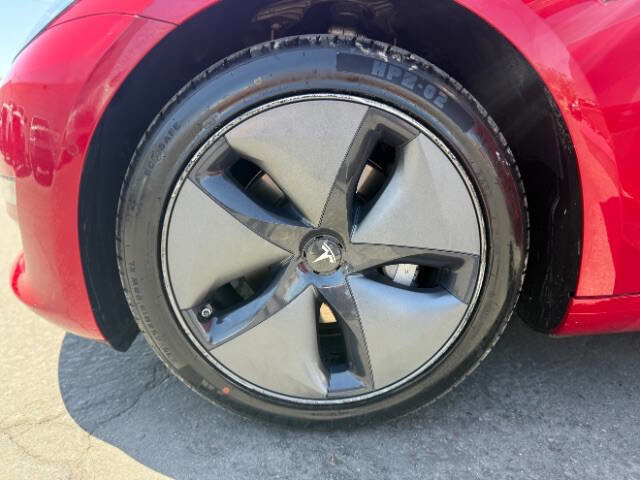 Used 2020 Tesla Model 3 Long Range AWD/4WD image 10