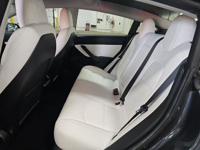 Used 2019 Tesla Model 3 Standard Range image 10