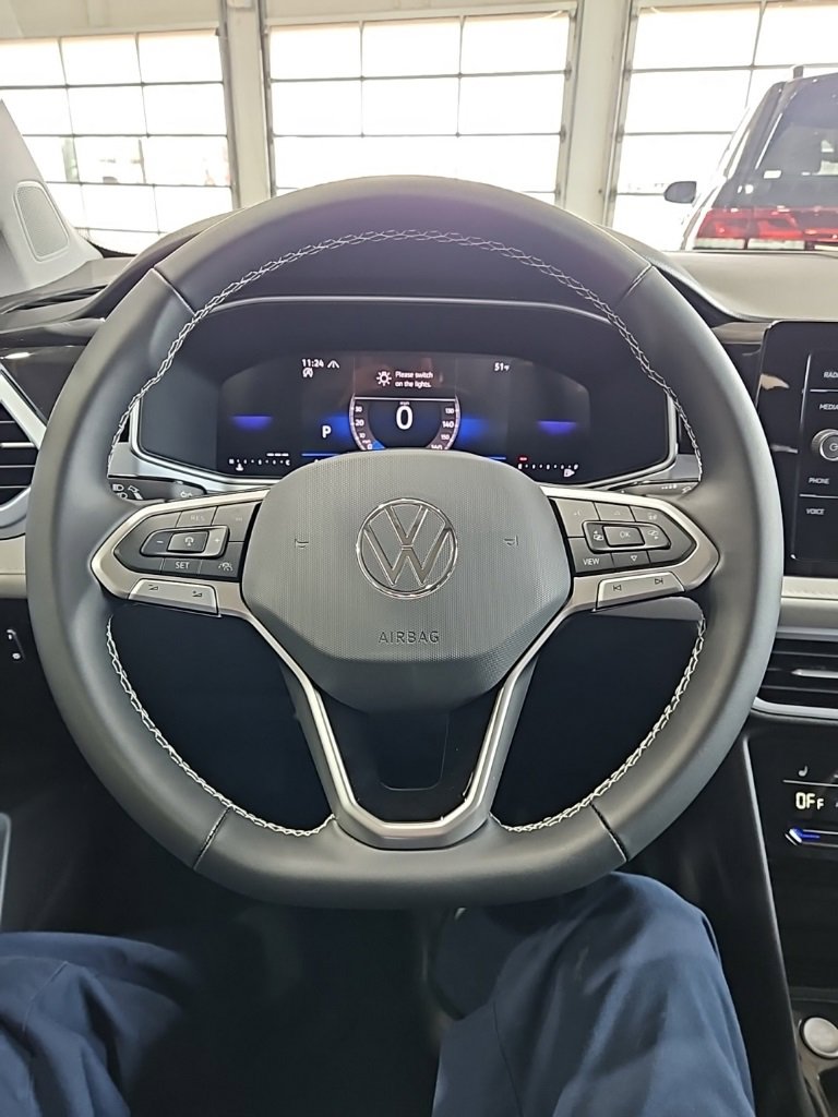 New 2026 Volkswagen Taos SE image 33