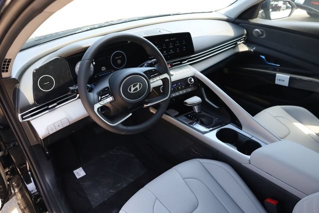 New 2026 Hyundai Elantra Limited FWD image 10