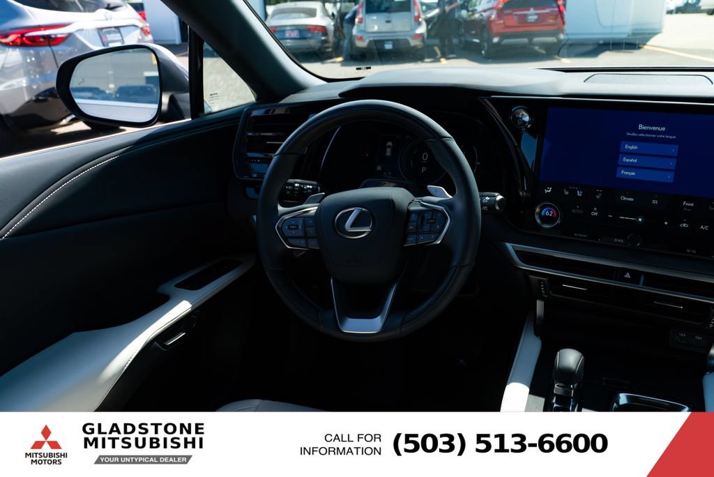 Used 2023 Lexus RX 350 AWD w/ Premium Package w/ Accessory Package (Z1) image 10