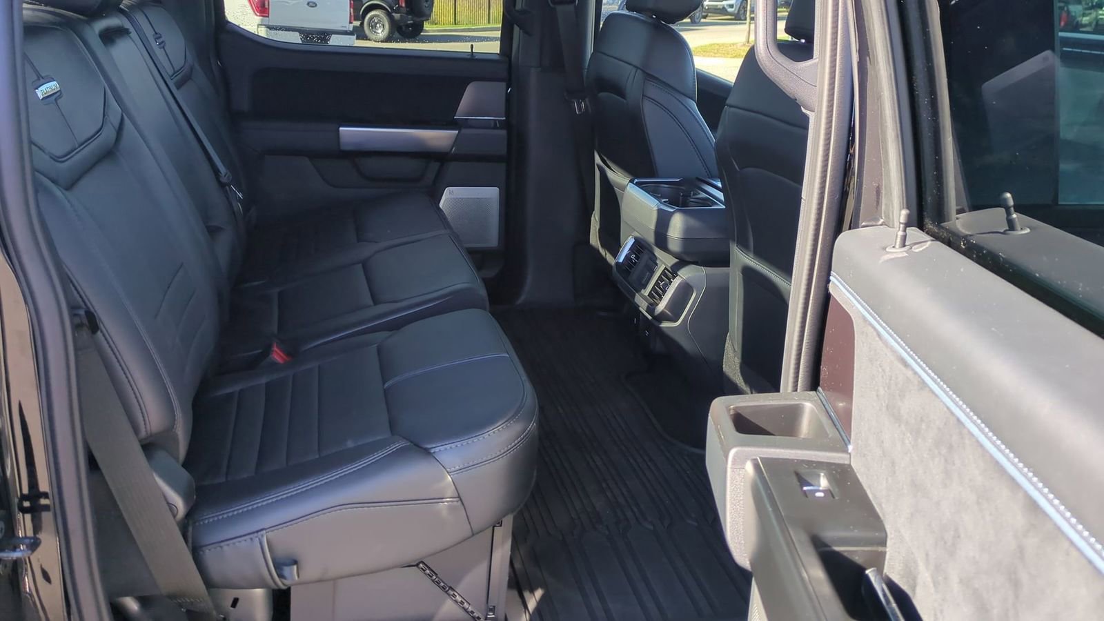 Certified 2024 Ford F150 Platinum w/ Equipment Group 702A High image 25