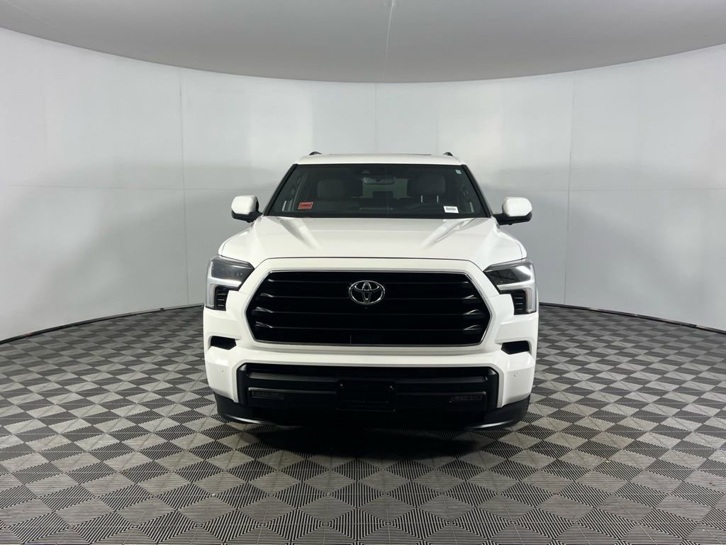 Used 2026 Toyota Sequoia SR5 image 5