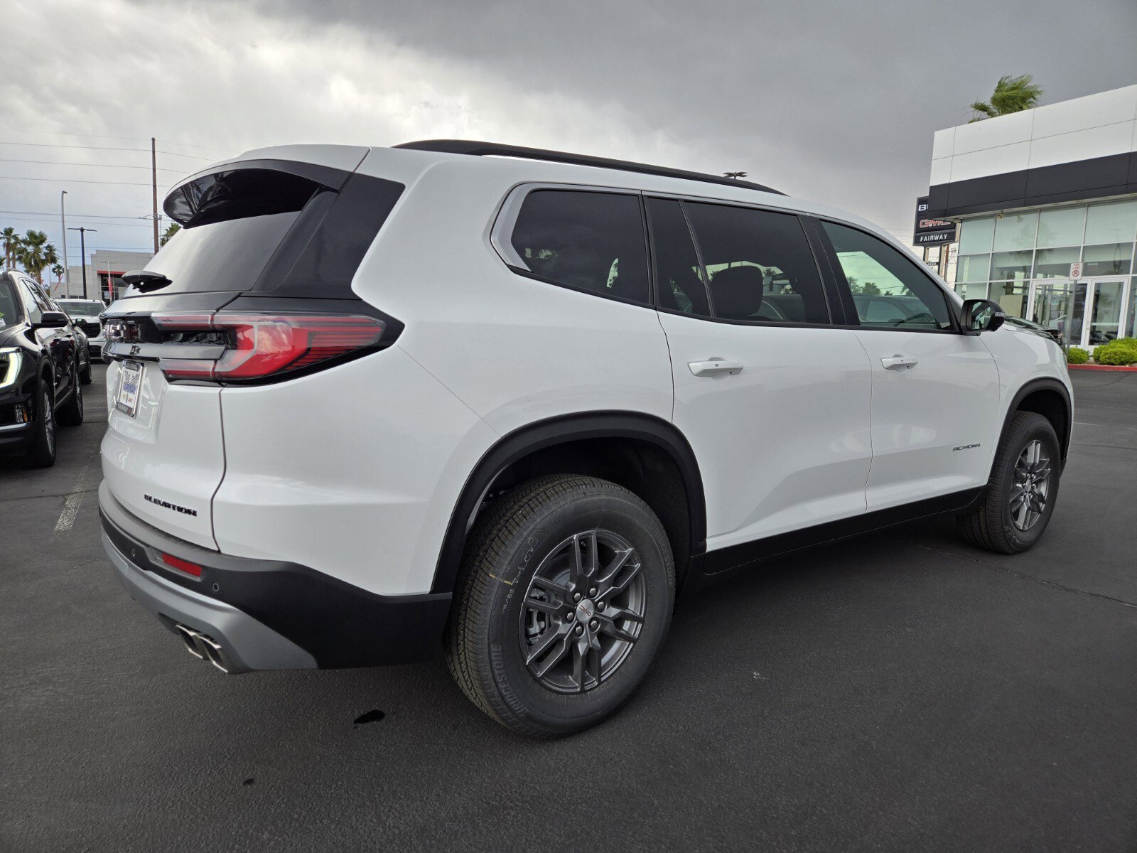 New 2025 GMC Acadia Elevation image 4