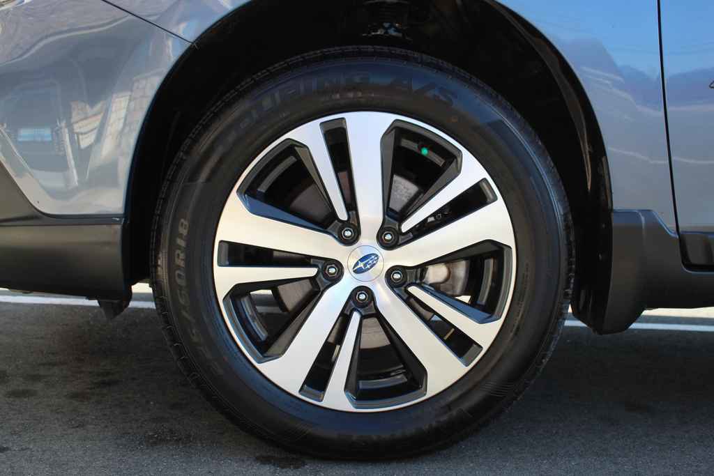 Used 2018 Subaru Outback 2.5i Limited image 36