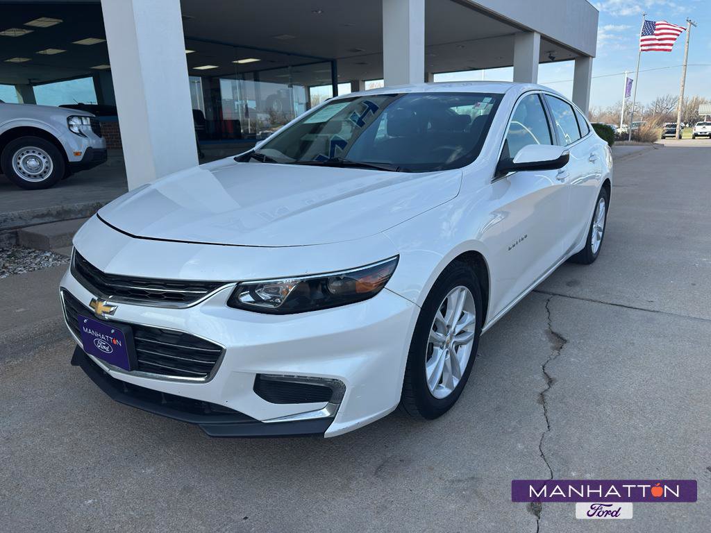 Used 2018 Chevrolet Malibu LT FWD image 1