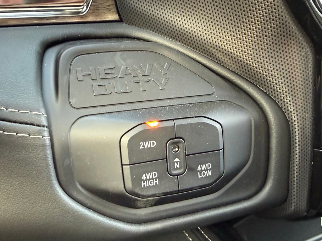 New 2025 RAM 2500 Limited image 20