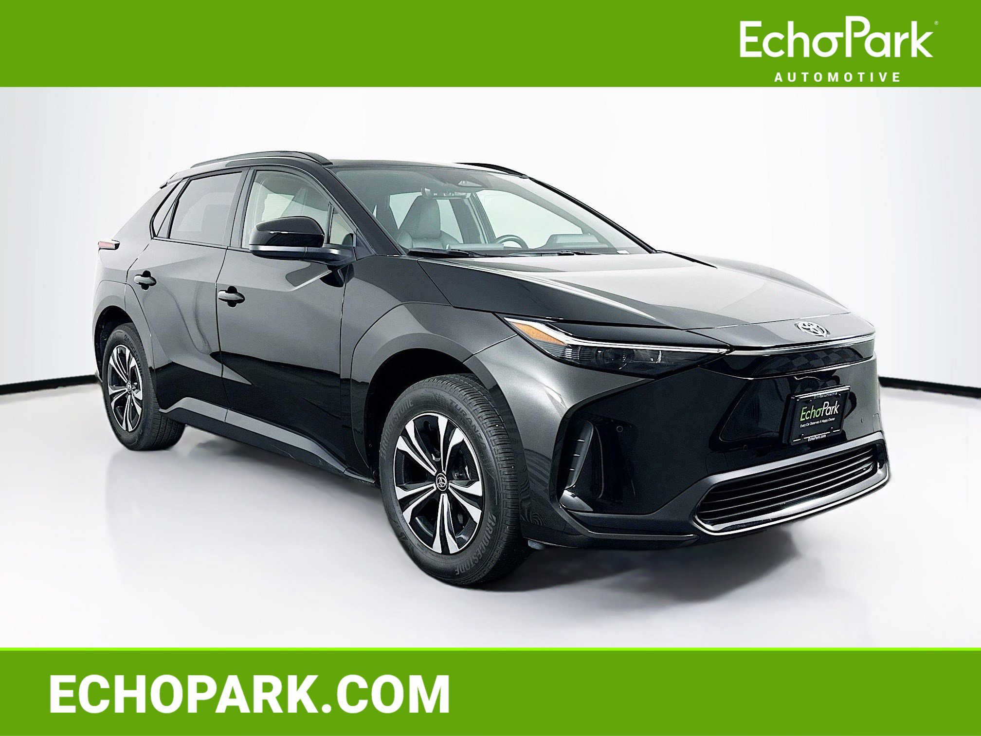 Used 2025 Toyota bZ4X AWD w/ Weather Package