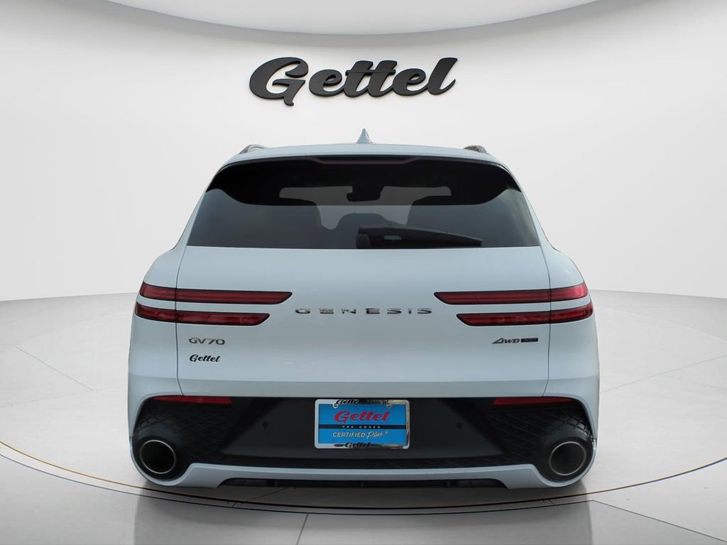 Used 2025 Genesis GV70 3.5T Sport image 5