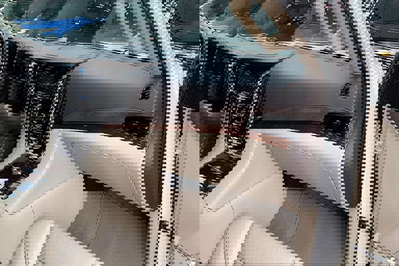 Used 2017 Cadillac Escalade Luxury image 18