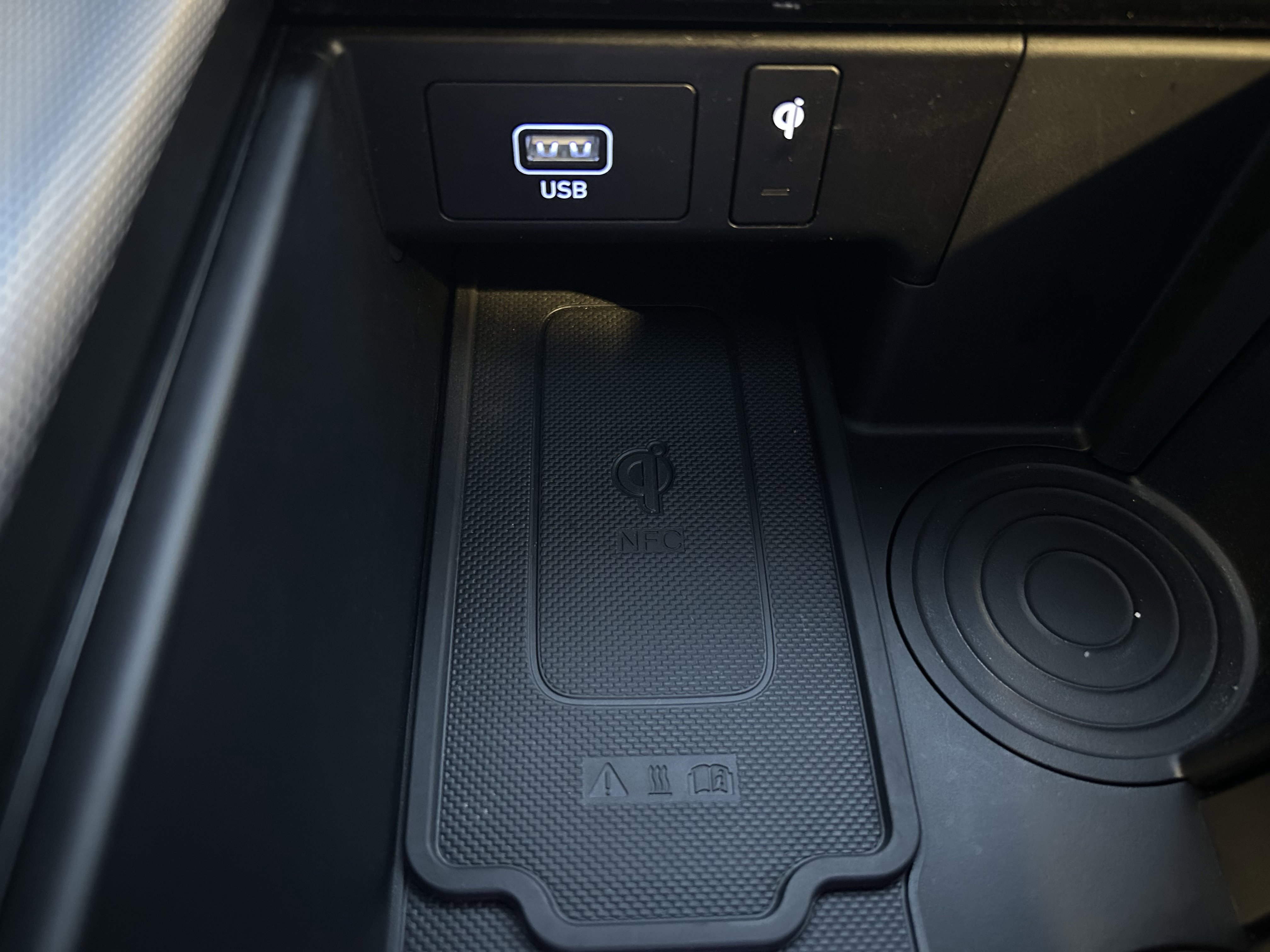 Used 2023 Hyundai Palisade Calligraphy image 34