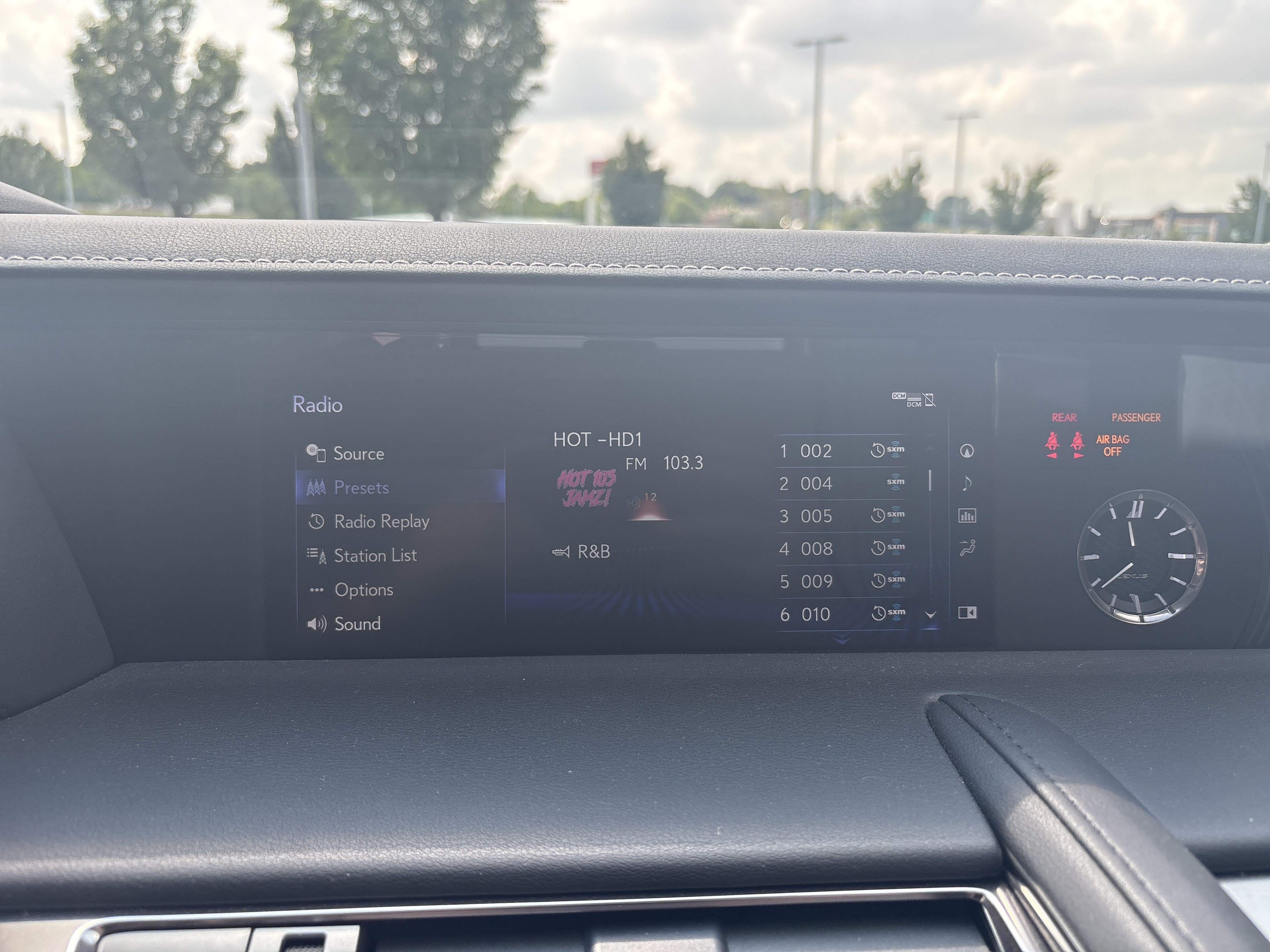 Certified 2022 Lexus LC 500 Coupe w/ Sport Package RWD image 23