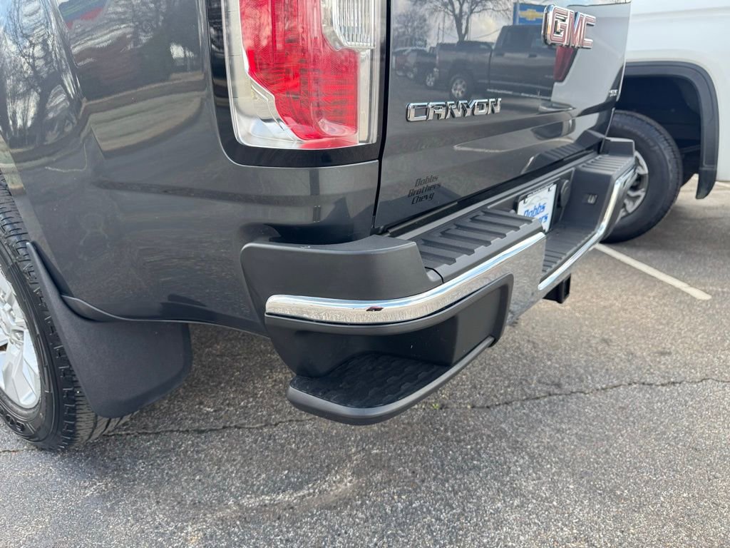 Used 2016 GMC Canyon SLE image 42