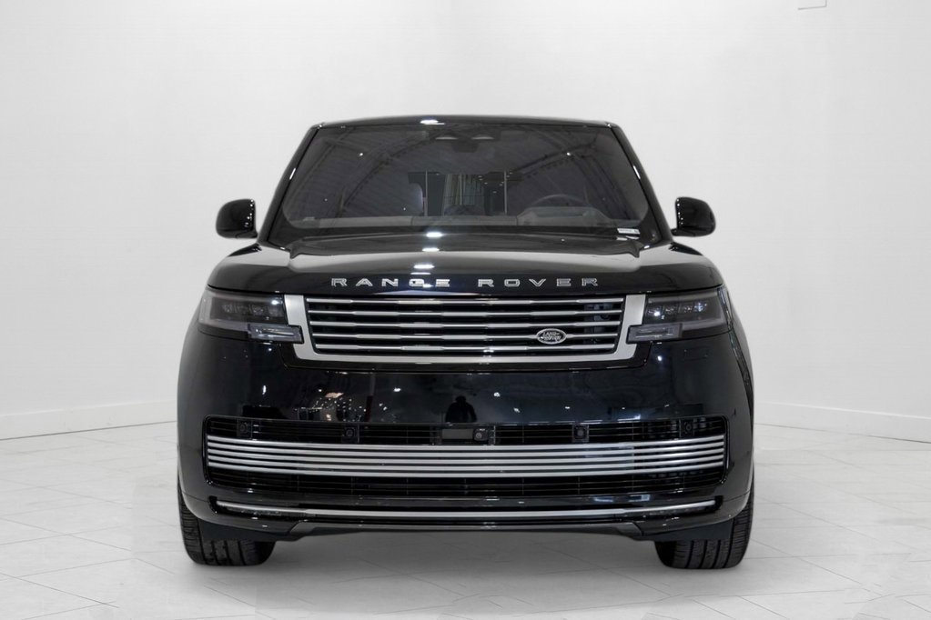 Used 2023 Land Rover Range Rover SV image 6