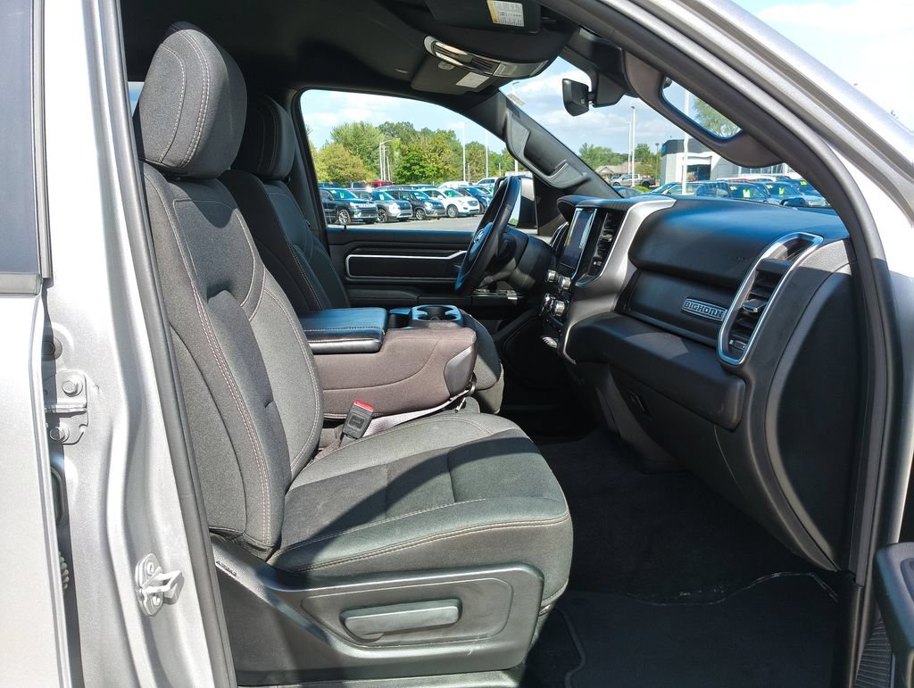 Used 2025 RAM 1500 Big Horn AWD/4WD image 23