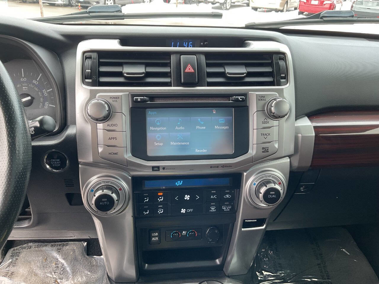 Used 2016 Toyota 4Runner Limited AWD/4WD image 23