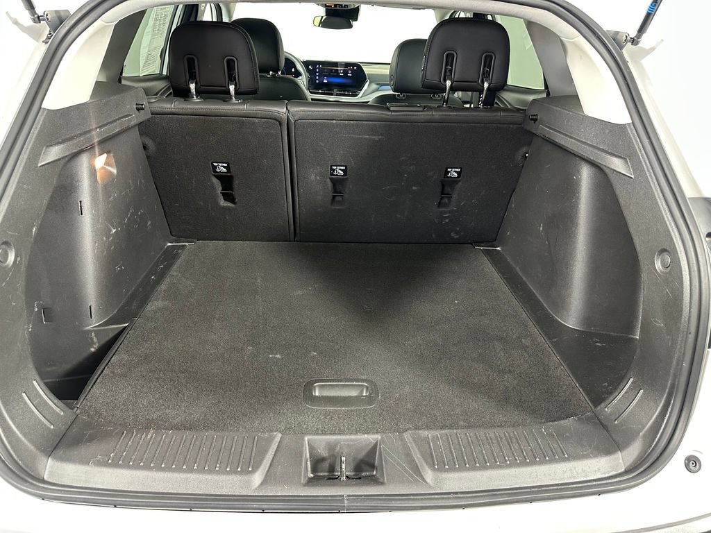 Used 2024 Chevrolet Trax LT FWD image 28