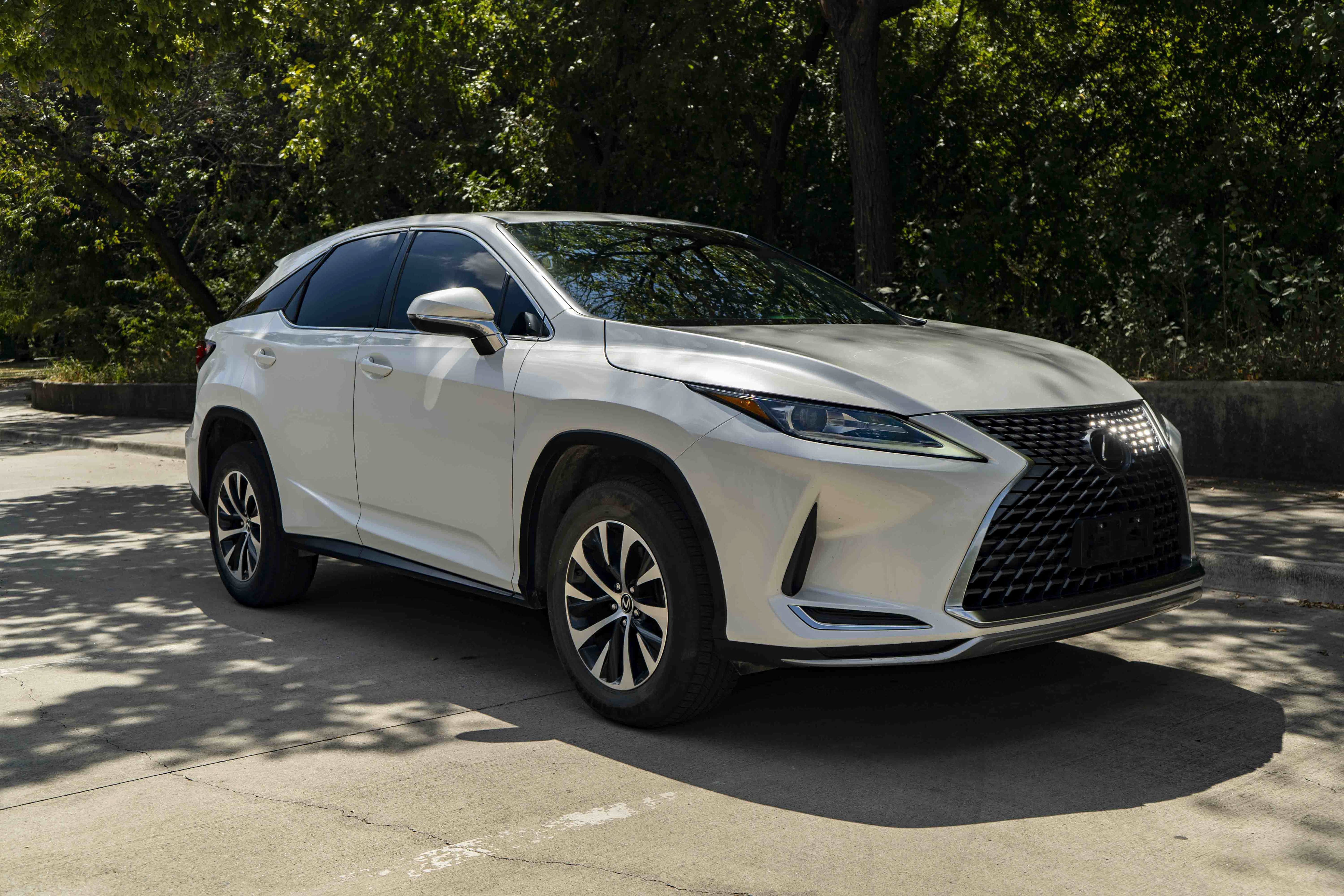 Used 2022 Lexus RX 350 FWD image 2