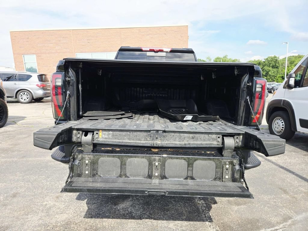 Used 2025 GMC Sierra 2500 AT4 w/ AT4 Premium Plus Package AWD/4WD image 20