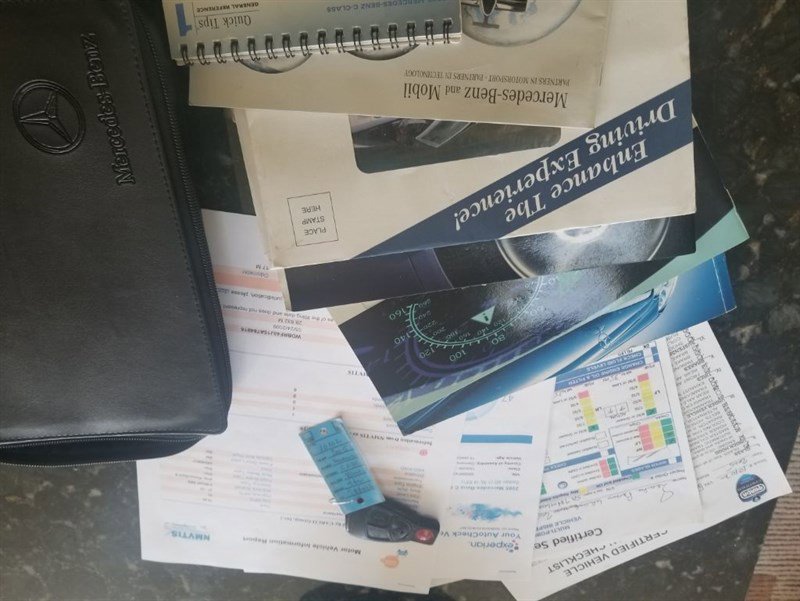 Used 2005 Mercedes-Benz C 230 Sedan image 35