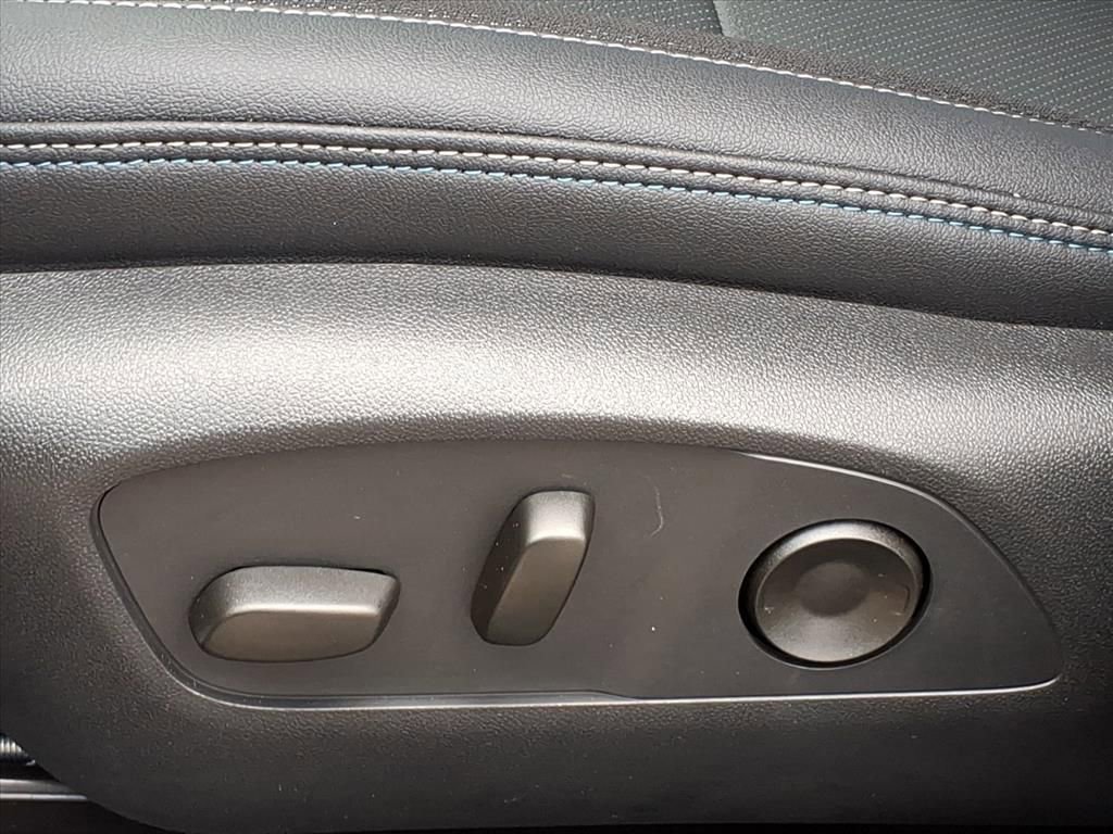 New 2026 Chevrolet Equinox EV LT w/ LPO, All-Weather Mat Package image 12