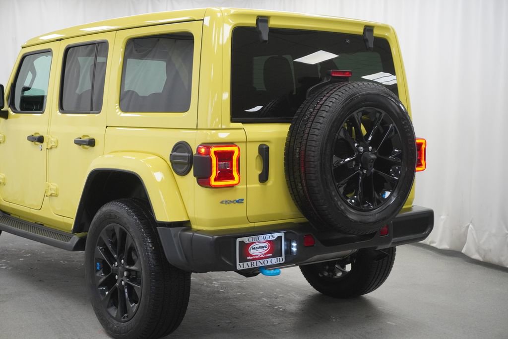 Certified 2023 Jeep Wrangler Unlimited Sahara w/ Cold Weather Group image 13