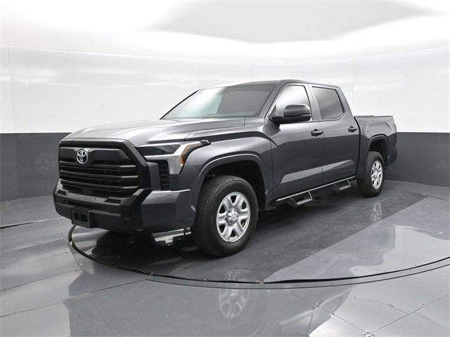 Used 2025 Toyota Tundra SR image 1