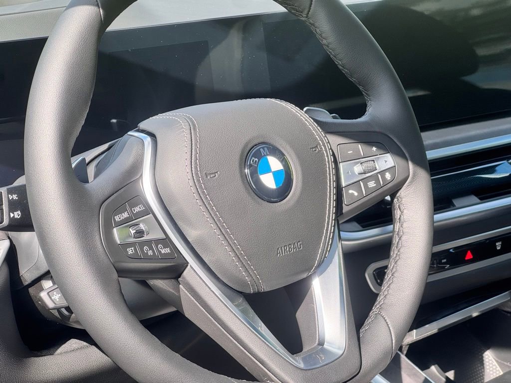 Used 2026 BMW X5 xDrive40i w/ Climate Comfort Package image 13