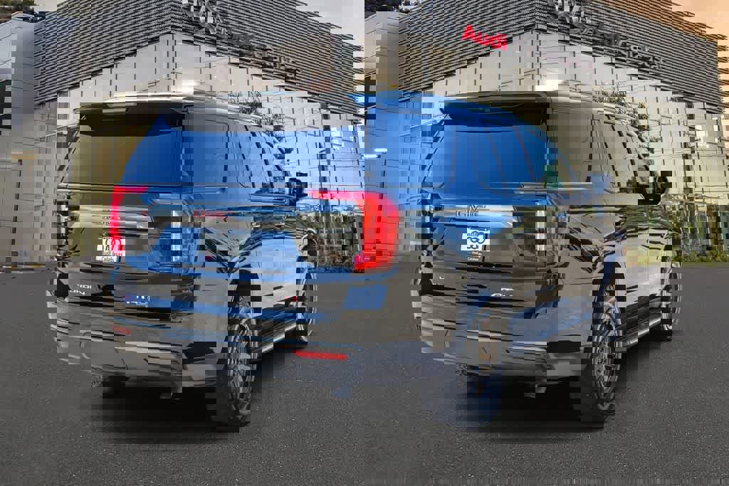 Used 2021 GMC Yukon AT4 w/ Rear Media and Nav Package image 4