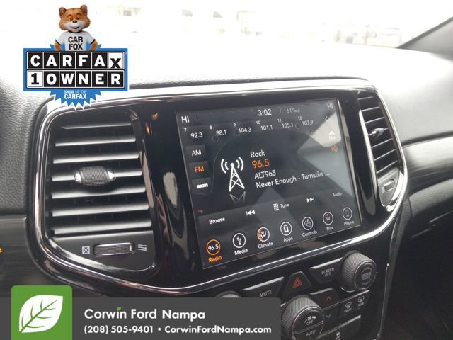 Used 2019 Jeep Grand Cherokee Altitude image 16