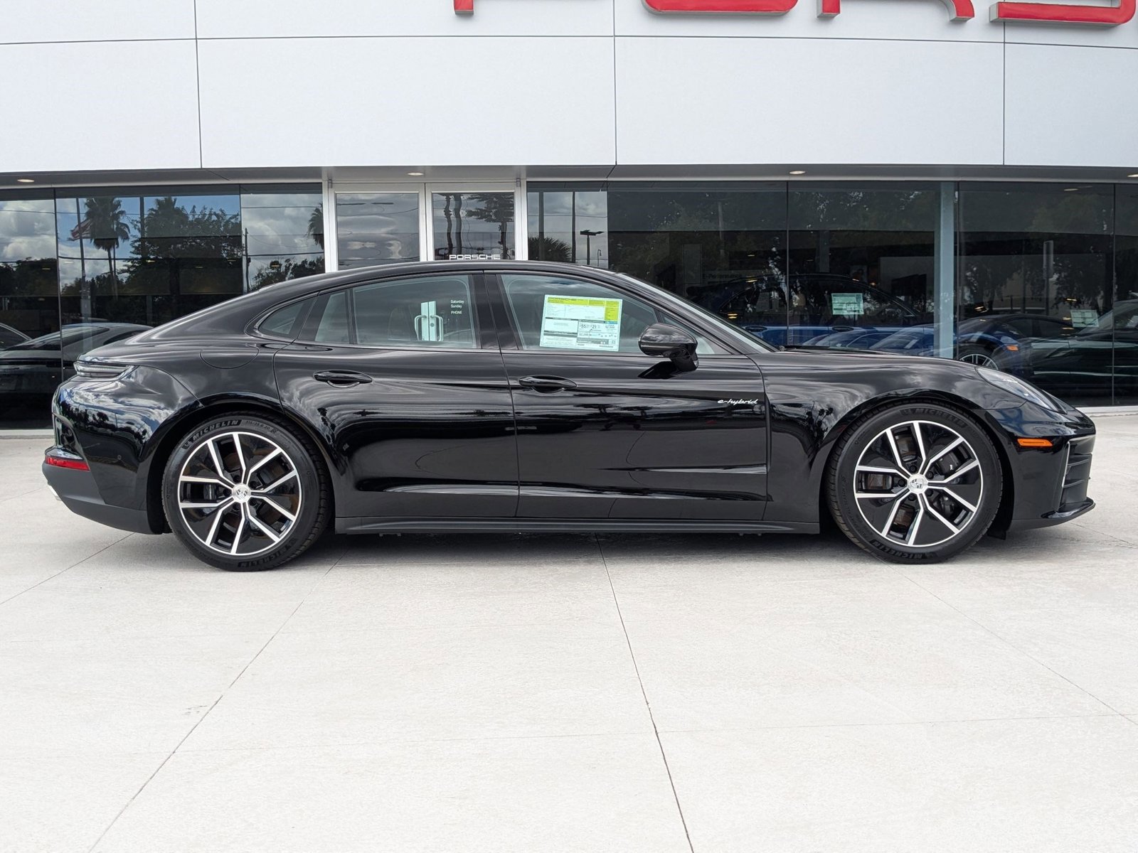 New 2026 Porsche Panamera 4 image 8