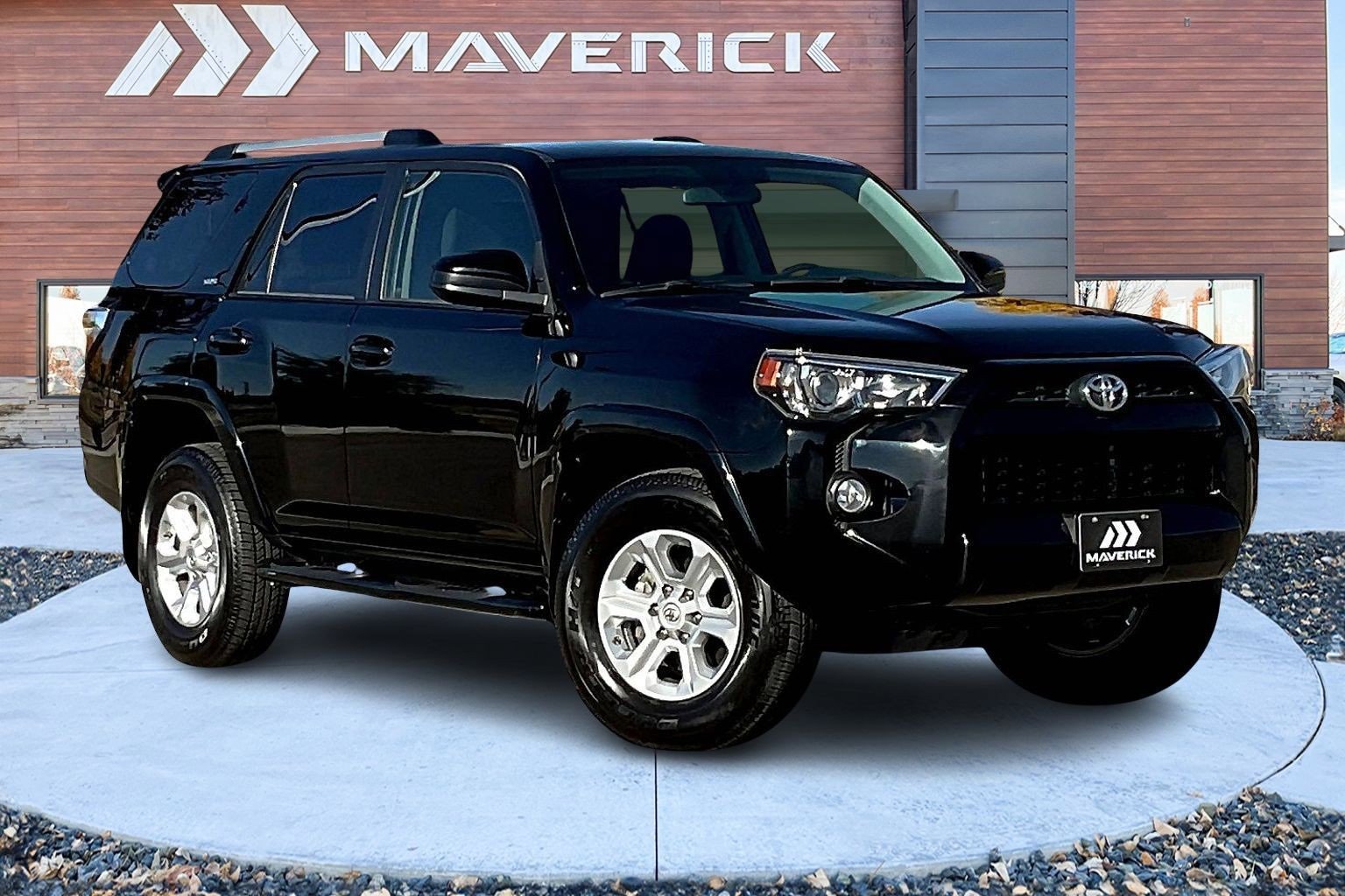 Used 2019 Toyota 4Runner SR5 image 1