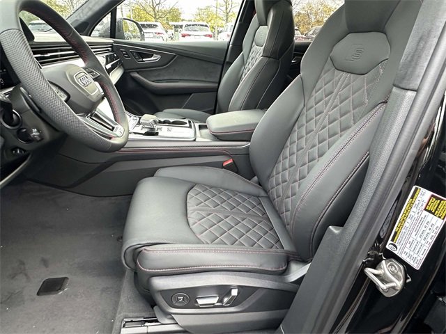 New 2026 Audi SQ7 Prestige image 9