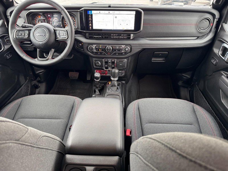 Used 2024 Jeep Wrangler Unlimited Rubicon w/ Convenience Group image 11