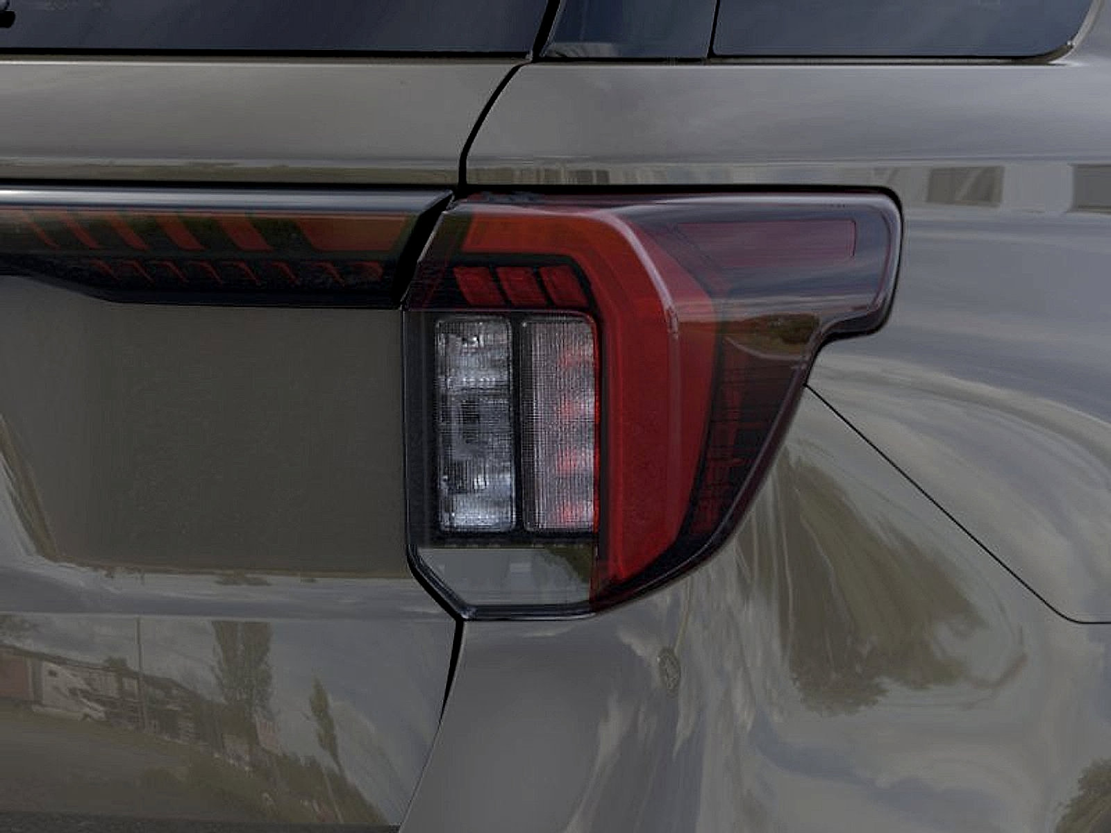 New 2026 Ford Explorer ST-Line w/ ST-Line Street Pack image 21