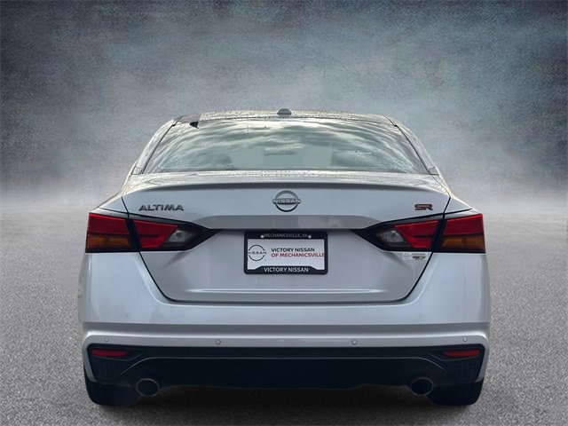 Used 2024 Nissan Altima 2.5 SR image 3